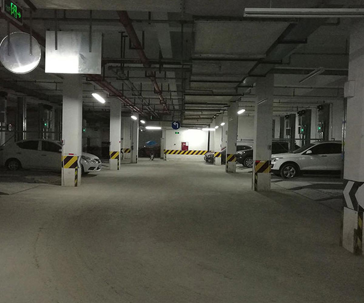 威遠兩層升降式立體停車長租